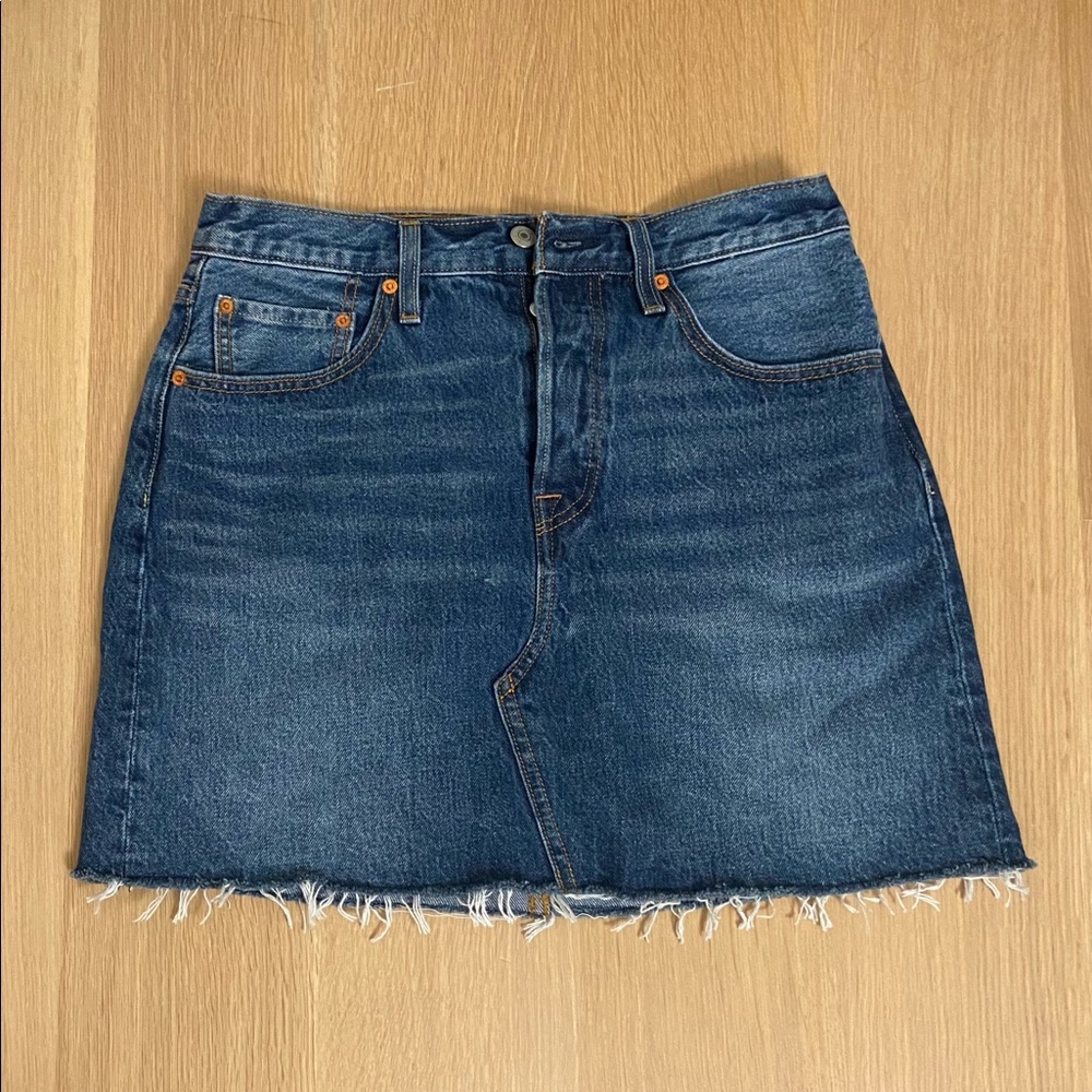 High Waisted Levi’s Denim Skirt